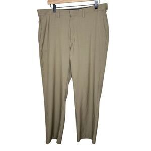 Haggar Mens Classic Fit Flat Front Dress Pants‎ 36x30 Tan Khaki Professional